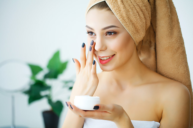 Очищение сухой кожи лица в домашних условиях – основные этапы и дополнительные процедуры